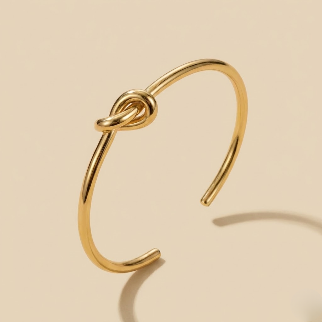 Ivoire Knot Cuff — Gold