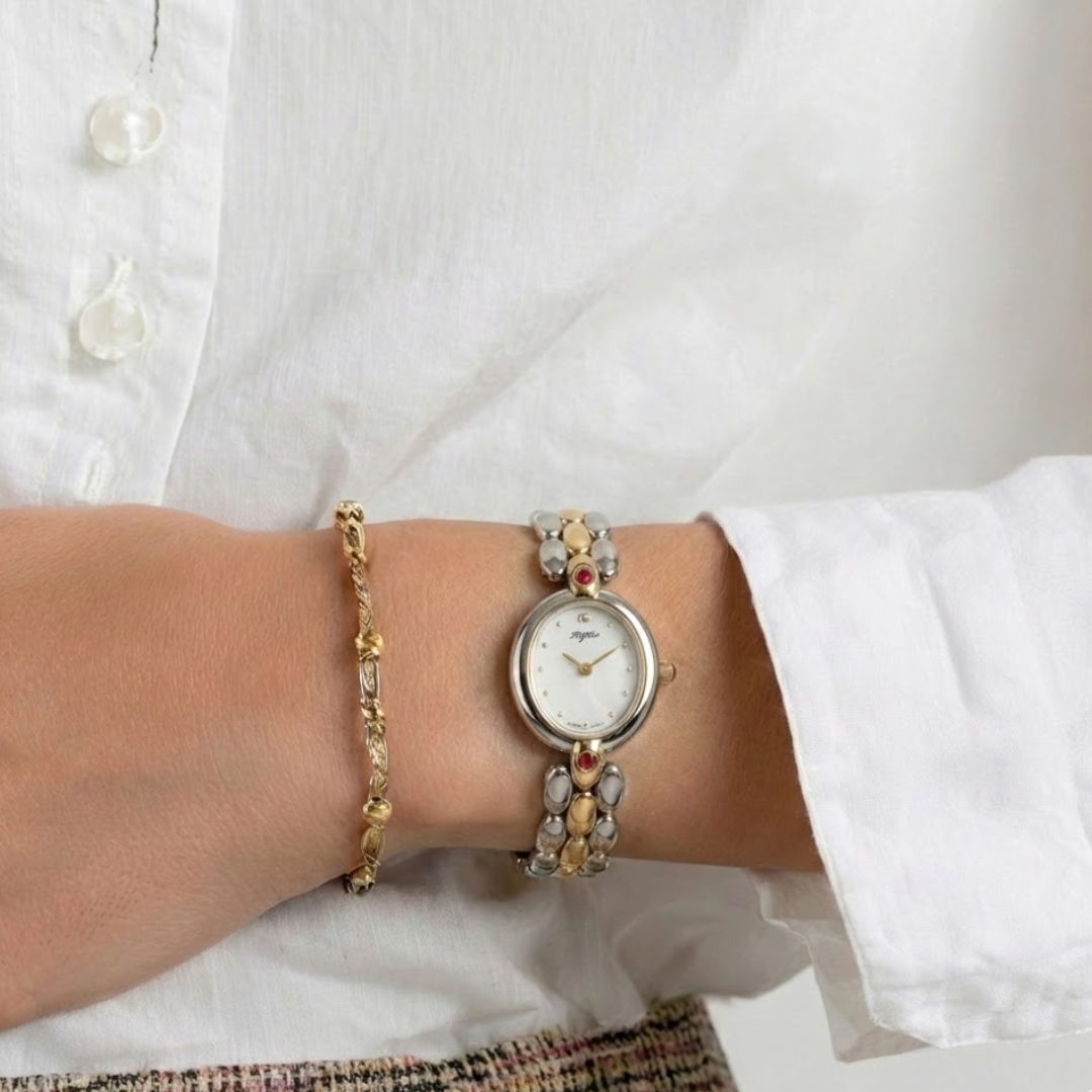 Aurae Watch — Myar
