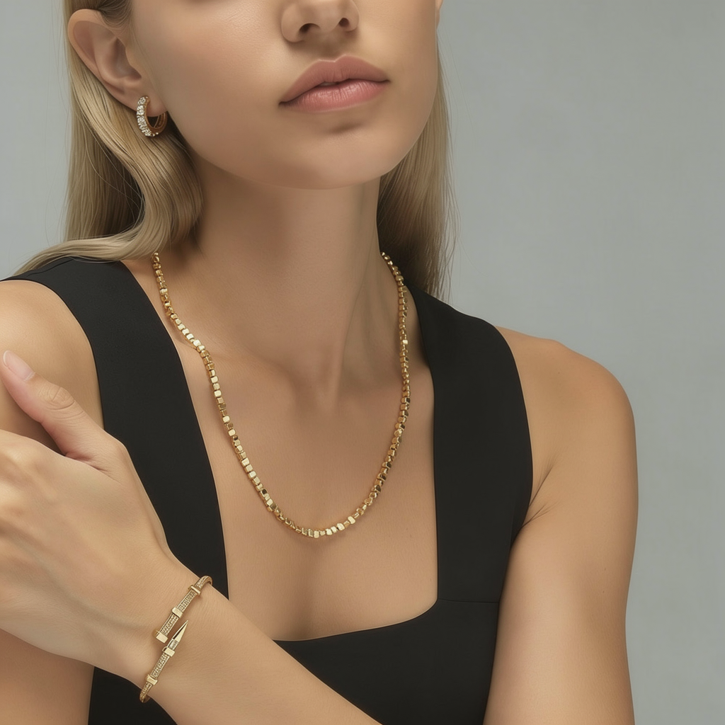 Éclat Chain — Gold Cube Bead